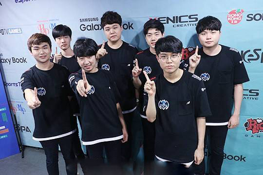 主帅亲自携 主帅亲自携