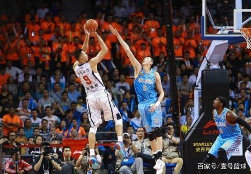 板凳深度同 板凳深度同